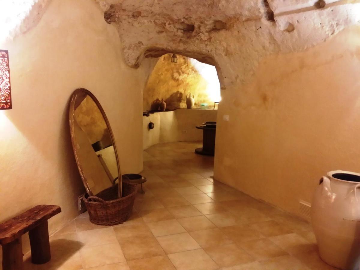 Matera In Medio Exterior foto