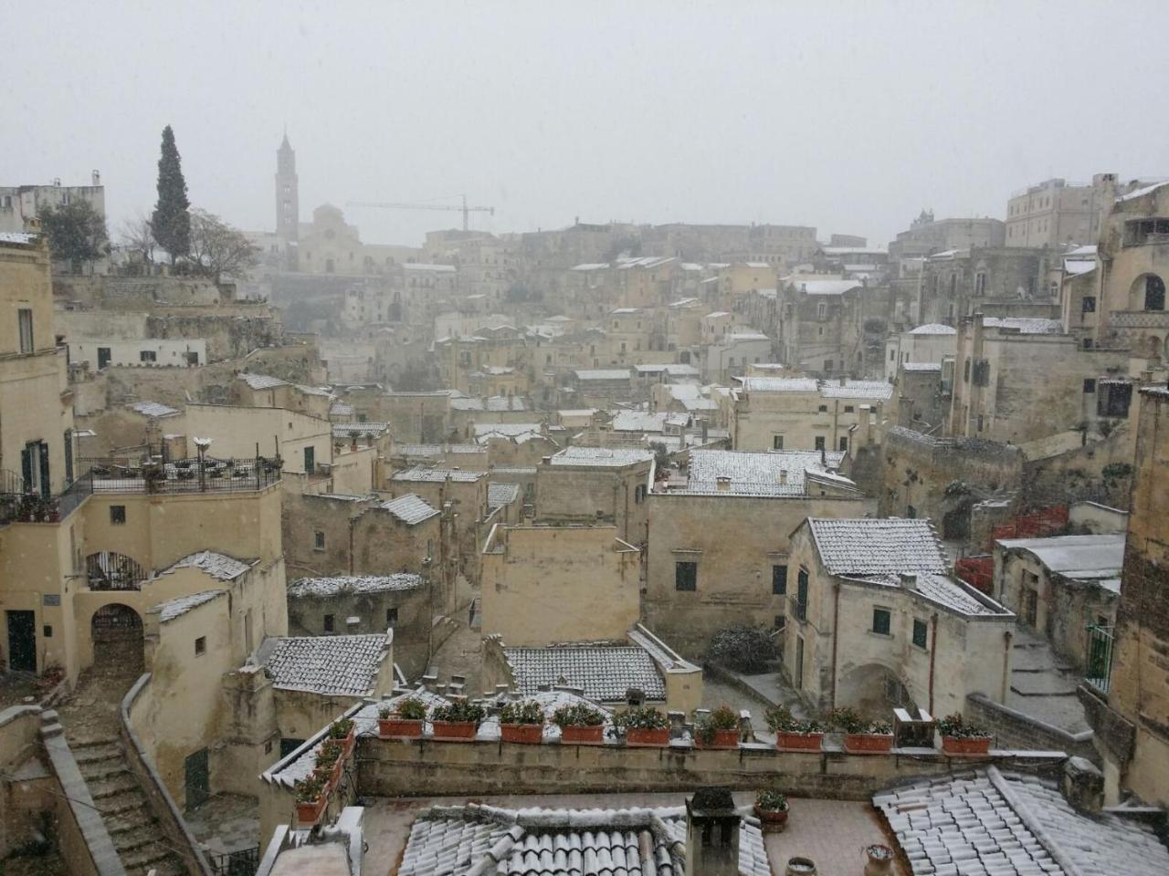 Matera In Medio Exterior foto